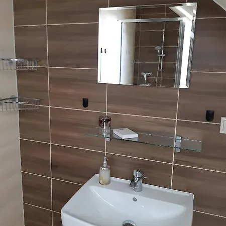 Katka * Bešeňová